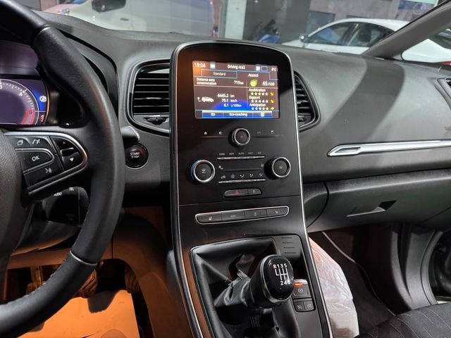 RENAULT Grand Scénic Limited Blue dCi