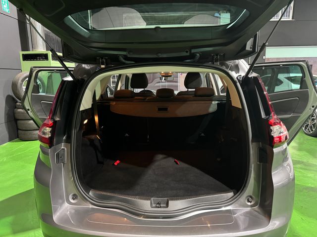 RENAULT Grand Scénic Limited Blue dCi