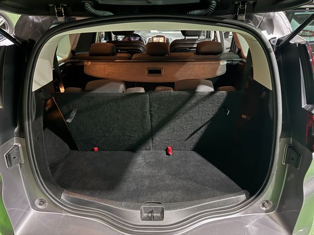 RENAULT Grand Scénic Limited Blue dCi