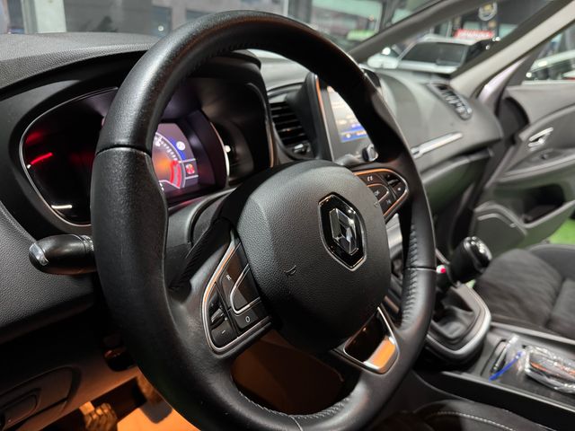 RENAULT Grand Scénic Limited Blue dCi