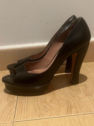 Lote Zapatos Talla 38/39. Desde 4€.