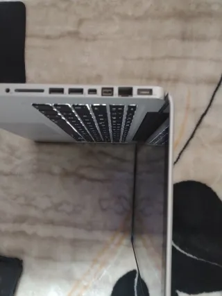 MacBook Pro 9.2 i5 2.5GHz 4GB RAM