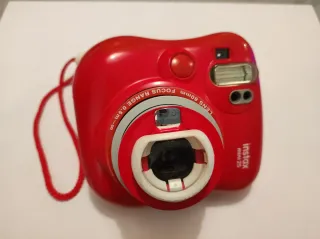 Cámara Fujifilm Instax Mini 25 Roja