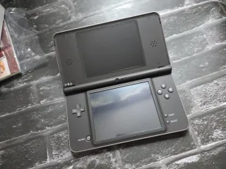 Consola Nintendo DSi LL Dark brown