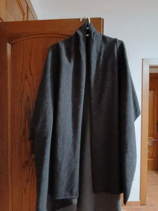 Capa Purificación García Mujer Gris Talla Única