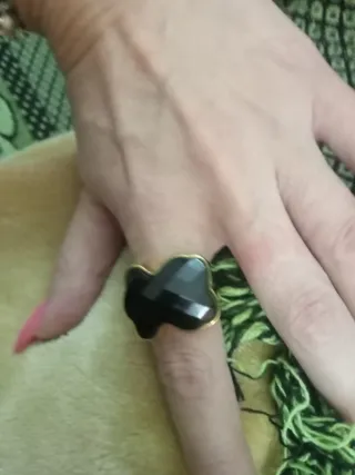 Anillo Tous Negro y Dorado