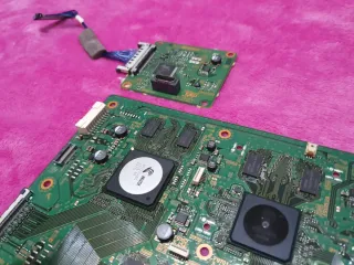 Main! TV. / SONY. Modelo: 65X9005A