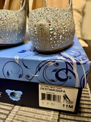 Zapatos de tacón Pleaser con pedrería