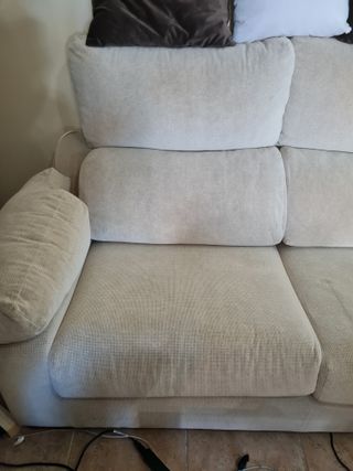 Sofá 2 plazas tela beige como nuevo