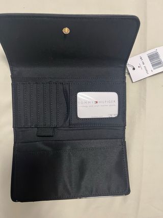 Cartera Tommy Hilfiger Negra