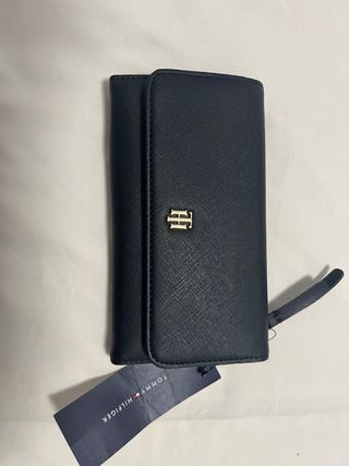 Cartera Tommy Hilfiger Negra