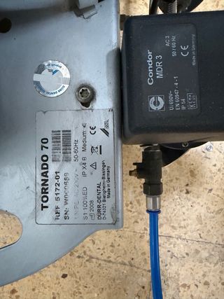 Compresor Dental Tornado 70 marca Durr Dental.