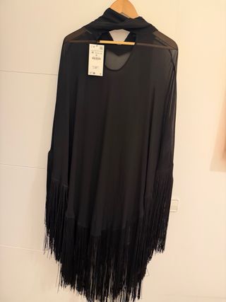 Capa de fiesta de Zara - Talla M
