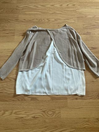 Jersey dorado con brillos y blanco