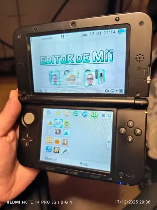 Nintendo 3DS XL Blu con caricatore e stilo