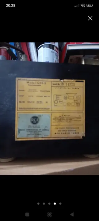 Radio Baquelita Negra Vintage. También