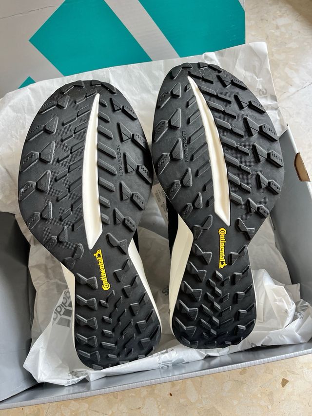 Adidas EQT Agravic Speed Ultra 44 EU