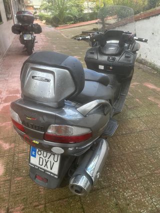 Suzuki Burgman 650