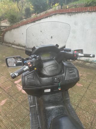 Suzuki Burgman 650