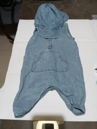 Peto vaquero con gorro Talla 0 meses