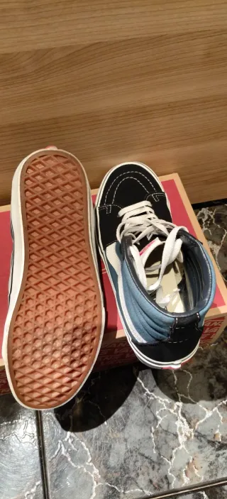 Vans SK8-HI Zapatillas Altas Negras y Azules