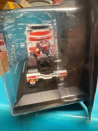 Lote 2 camiones americanos, escala uno 43