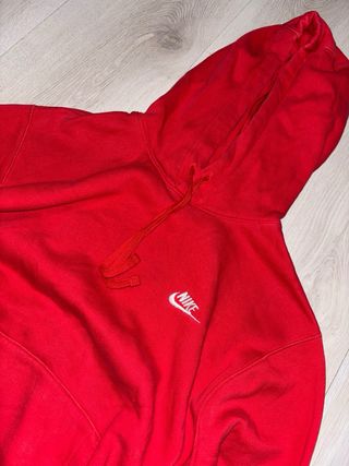 Sudadera Nike Roja con Capucha