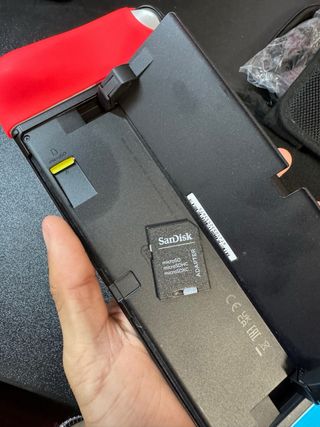 Nintendo Switch OLED Blanca y Roja