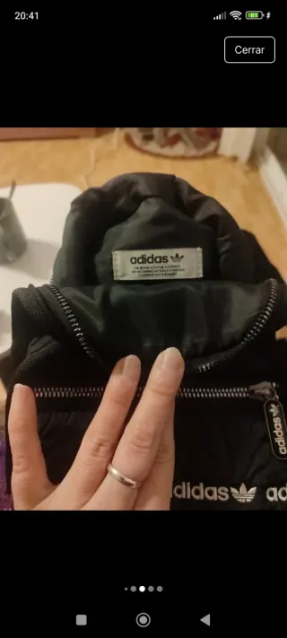 Mochila Adidas negra acolchada