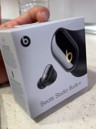Auriculares Beats Studio Buds+
