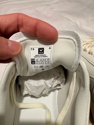 Zapatillas Veja Campo Blancas y Grises Nuevas