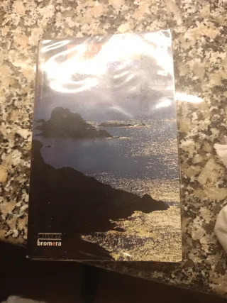 Tres passes pel misteri