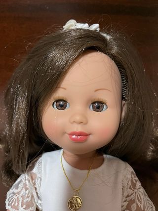 Muñeca Arias Comunión Blanca