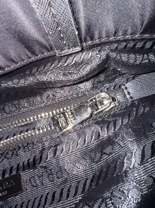 Borsa Prada nera in nylon