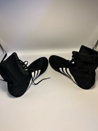 zapatillas Adidas de boxeo en color negro
