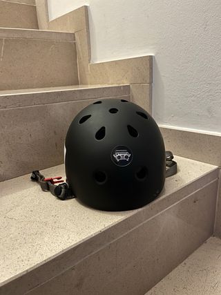 Casco Negro Protección