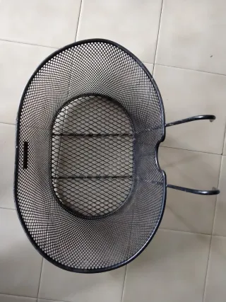 Cestino bici in rete nera