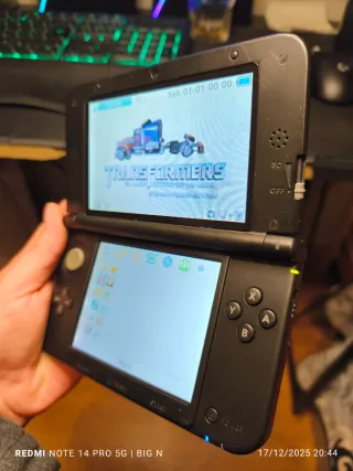 Nintendo 3DS XL + caricatore + pennino