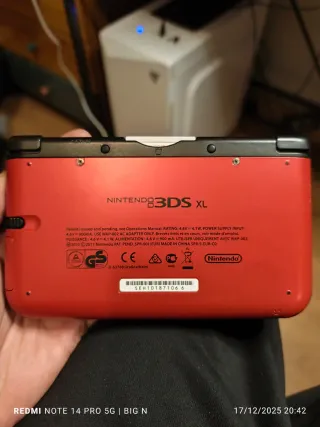 Nintendo 3DS XL + caricatore + pennino