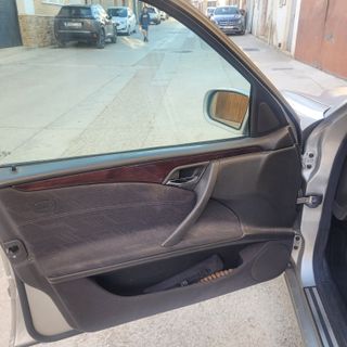Mercedes-Benz Clase E 2003