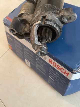 Motor de arranque Bosch Audi A4 B8