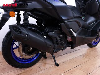 YAMAHA X-MAX 125