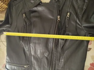 Cazadora 100% cuero negra Talla M