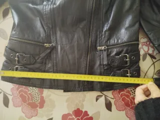 Cazadora 100% cuero negra Talla M