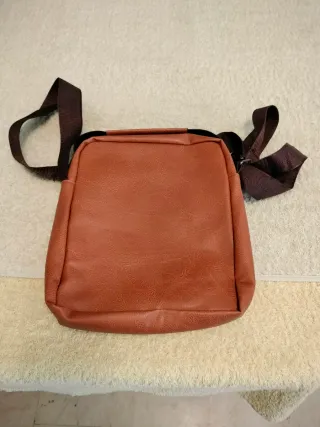 Bolso hombre CarlKimu nuevo sin estrenar
