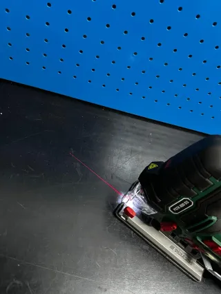 Sierra de calar Parkside PSTK 800 D3