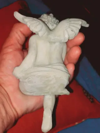 Par de Anjos Decorativos em cerâmica