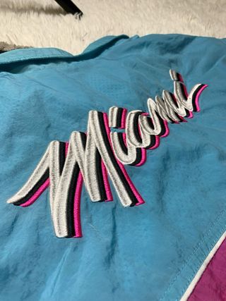 Chaqueta Miami Heat Nike City 2.0 Courtside Track
