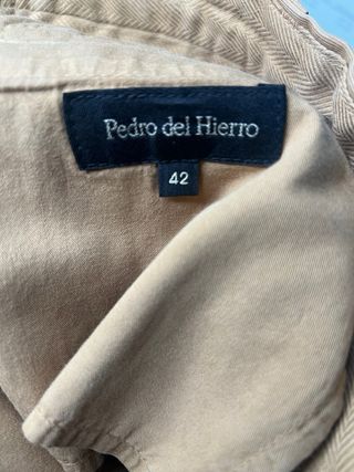 Pantalón chino hombre marrón