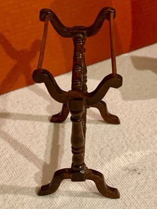 Miniature per Casa delle Bambole Vittoriana